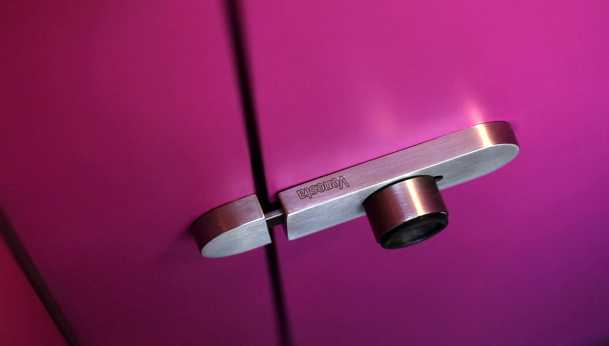 Venesta branded door handle from the Unity range